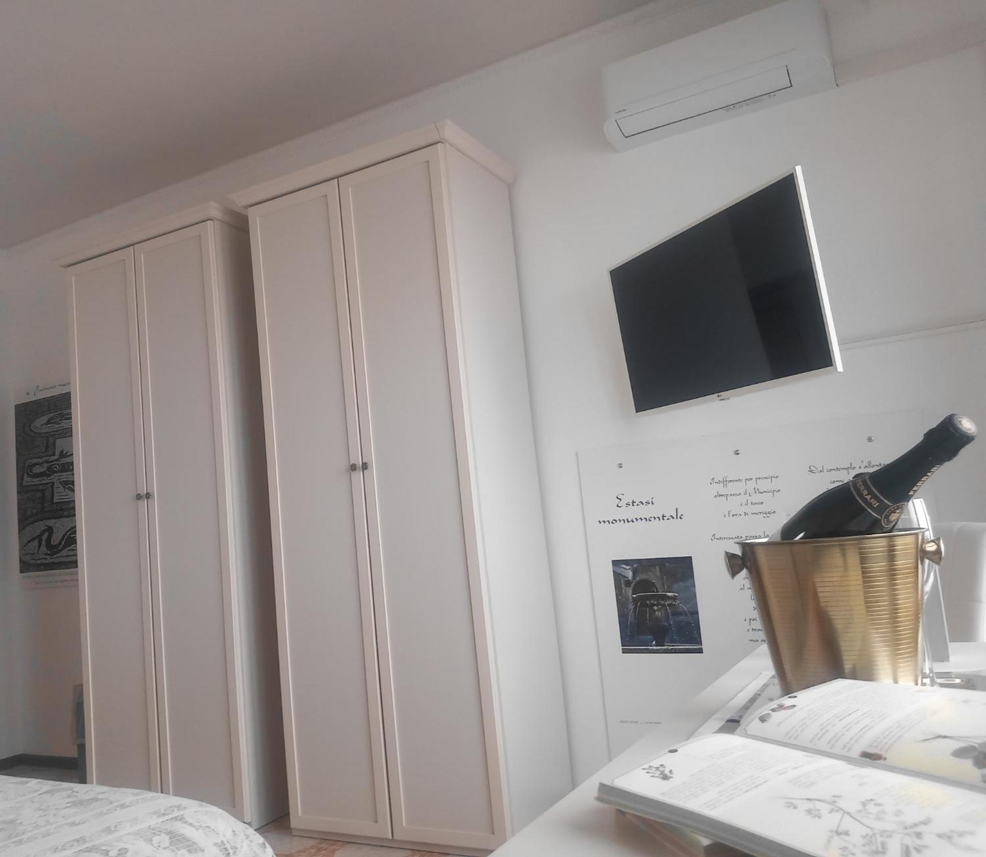 Bed and Breakfast Wast-Host By Michelangelo Vasto Exterior foto